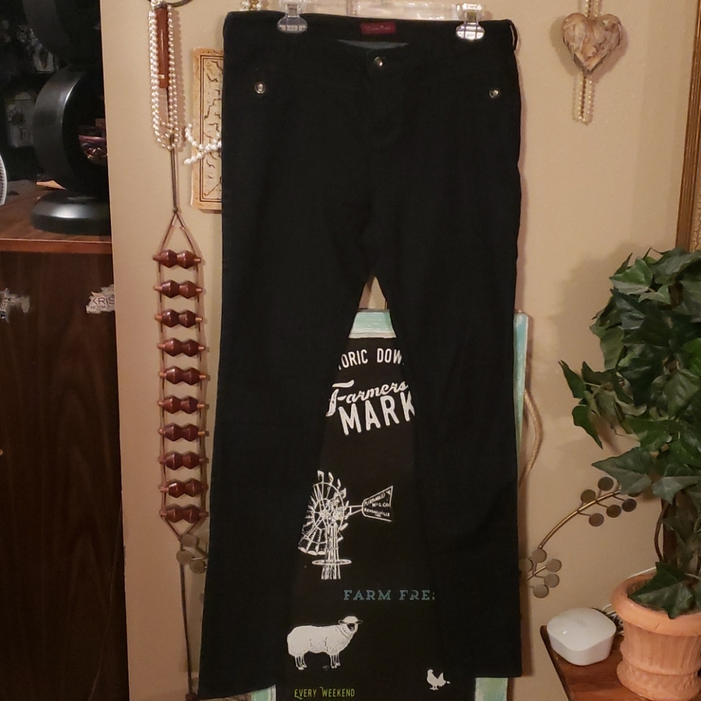 New with Tags Levanta Pompis Jeans Size 13
